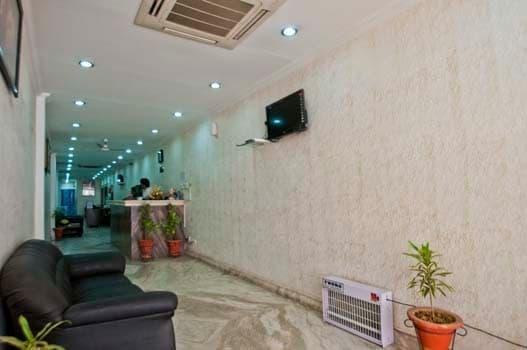 Didi Hotel Lucknow Bagian luar foto