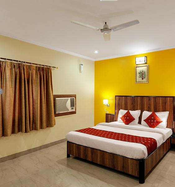 Didi Hotel Lucknow Bagian luar foto